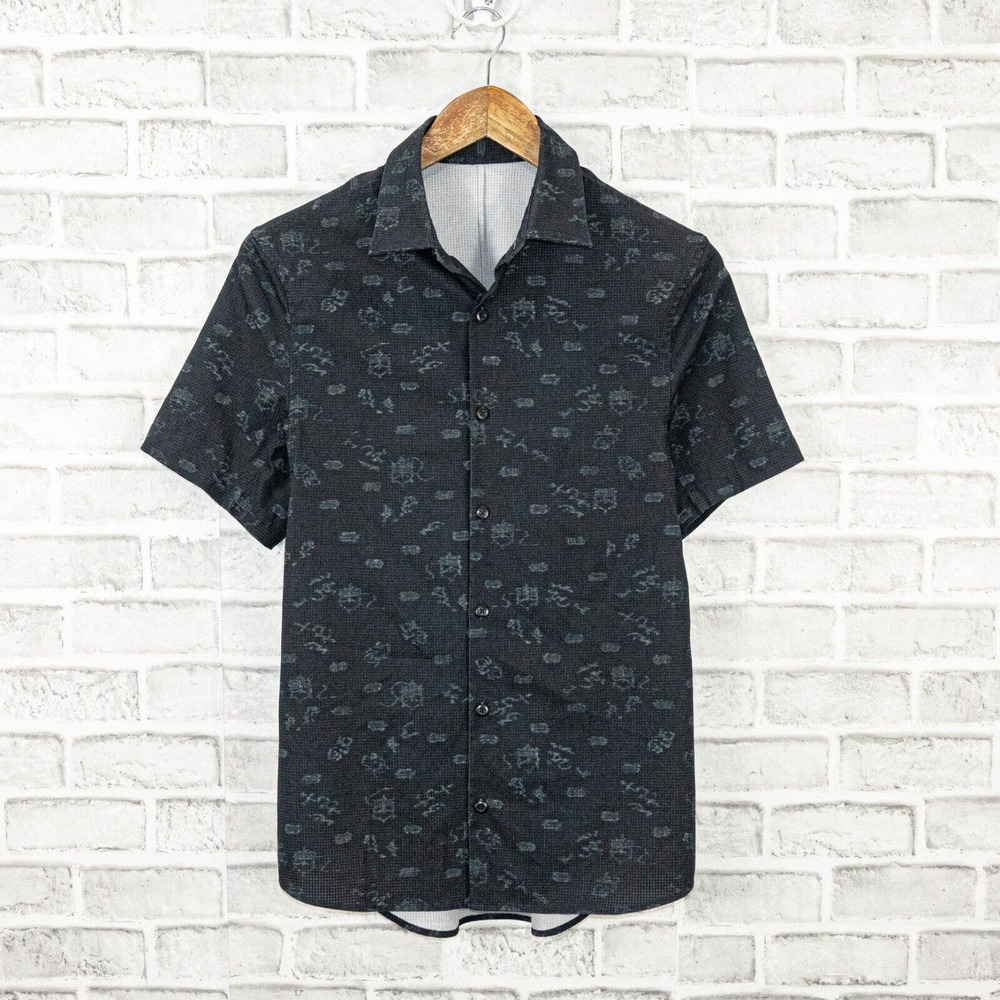 Lululemon Men's Airing Easy Short Sleeve Button Down Shirt in Shift Multi sz S